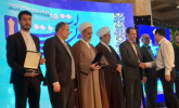 از نماینده استان قزوین در آیین اختتامیه پانزدهمین جشنواره قرآن و عترت دانشگاه تقدیر شد