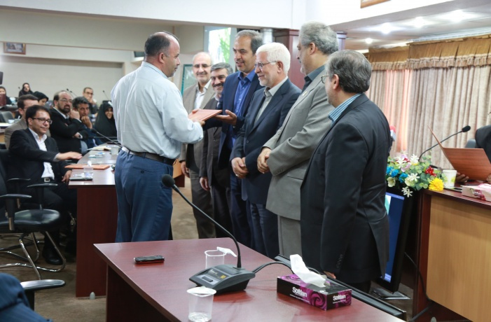مرکز آموزش علمی کاربردی علوم و فنون قزوین در میان ۱۰ مرکز برتر کشور قرار گرفت