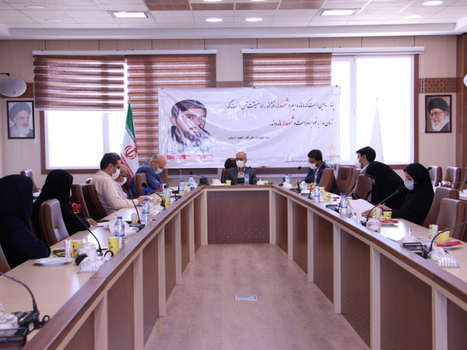 در ستاد امور دانشجویان شاهد و ایثارگر دانشگاه تصویب شد: برنامهریزی برای آموزش مهارتهای خود اشتغالی به دانشجویان شاهد و ایثارگر استان قزوین