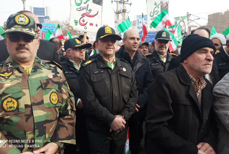 حضور پرشور دانشگاهیان دانشگاه جامع علمی کاربردی استان قزوین در جشن چهل و چهارمین سالگرد پیروزی انقلاب اسلامی