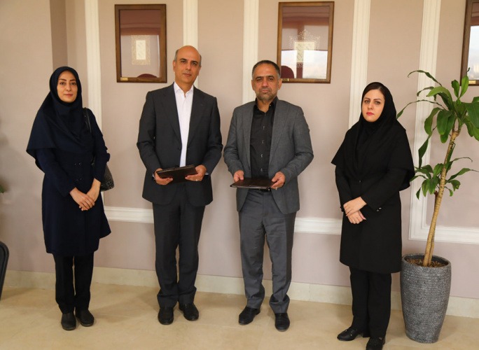 انعقاد تفاهمنامه همکاری مشترک اتاق بازرگانی، صنایع، معادن و کشاورزی قزوین و دانشگاه جامع علمی کاربردی استان قزوین