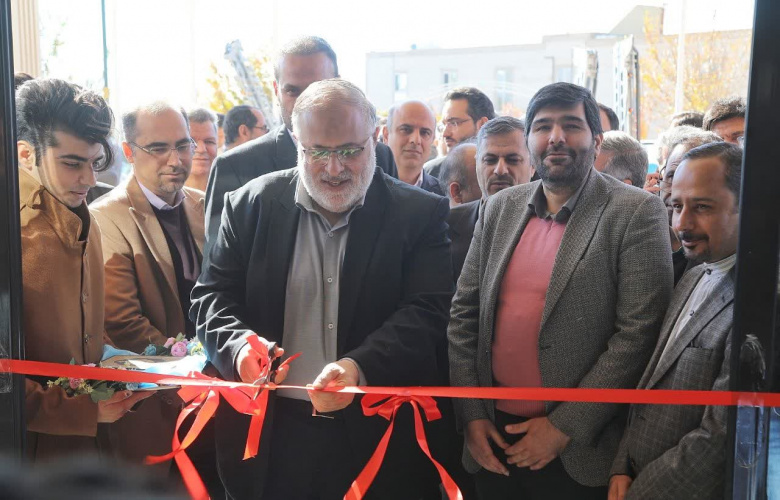 نمایشگاه دستاوردهای پژوهشی و فناوری با مشارکت دانشگاه جامع علمی کاربردی استان قزوین افتتاح شد