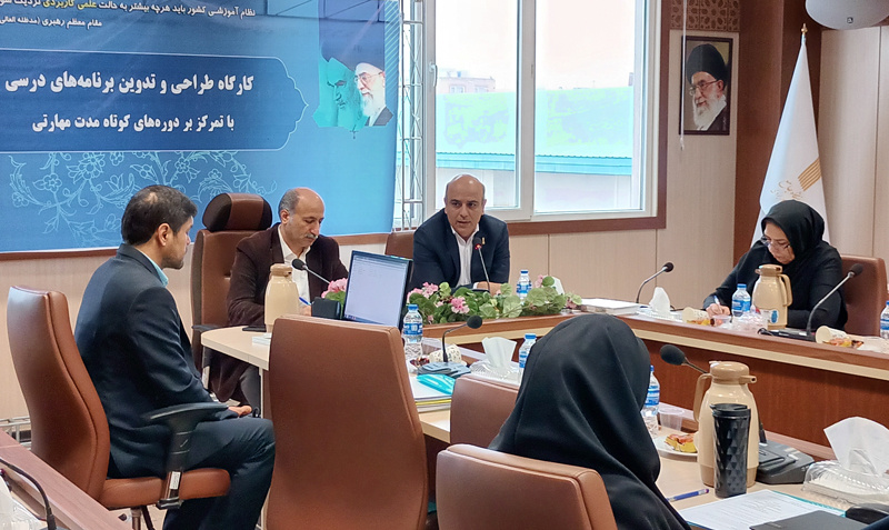 رئیس دانشگاه جامع علمی کاربردی استان قزوین از آموزش ۲۶۶ مهارتآموز در دورههای آموزش کوتاه مدت مهارتی این دانشگاه خبر داد