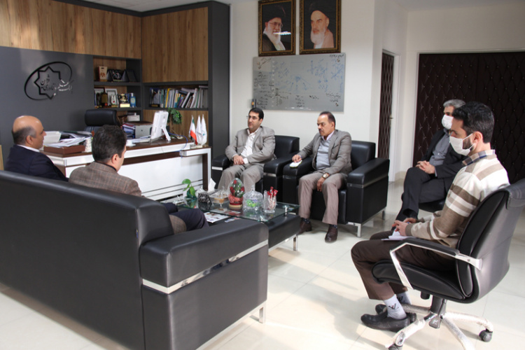 روسای دانشگاه جامع علمی کاربردی و پارک علم و فناوری استان قزوین با موضوع توسعه همکاریهای مشترک دیدار و گفتگو کردند