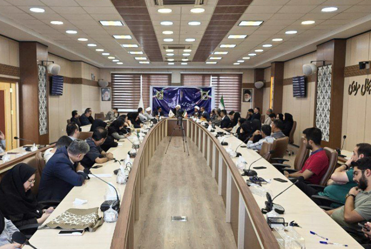 نماینده ولی فقیه در استان قزوین: علم بدون عمل سودی ندارد؛ دانشگاه جامع علمی کاربردی پرچمدار پیوند میان دانش و مهارت است