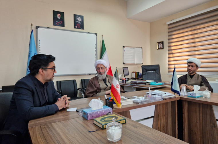 حجت‌الاسلام والمسلمین زارعی: دانشگاه علمی‌ کاربردی ظرفیت بالایی برای اجرای برنامه‌های فرهنگی دارد