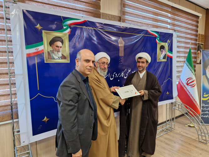 رابط نهاد نمایندگی مقام معظم رهبری در دانشگاه جامع علمی کاربردی استان قزوین معرفی شد
