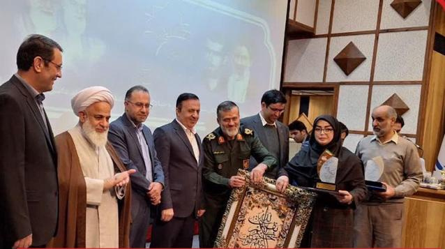 تجلیل از دو مدرس دانشگاه جامع علمی کاربردی استان قزوین در ششمین جشنواره جهادگران علم، فناوری و اقتصاد دانش بنیان